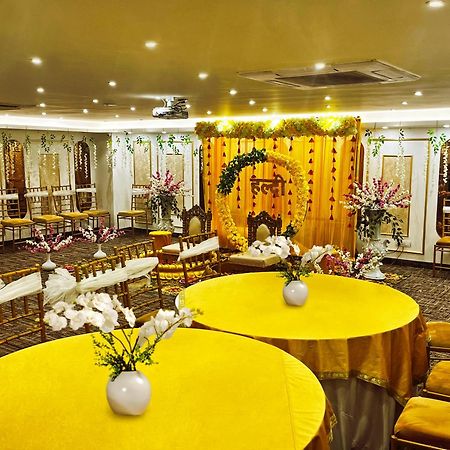Hotel Town Grand Patel Nagar 新德里 外观 照片