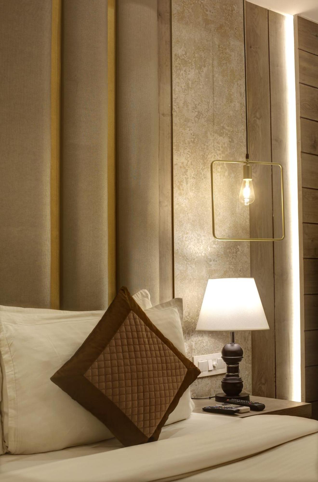 Hotel Town Grand Patel Nagar 新德里 外观 照片