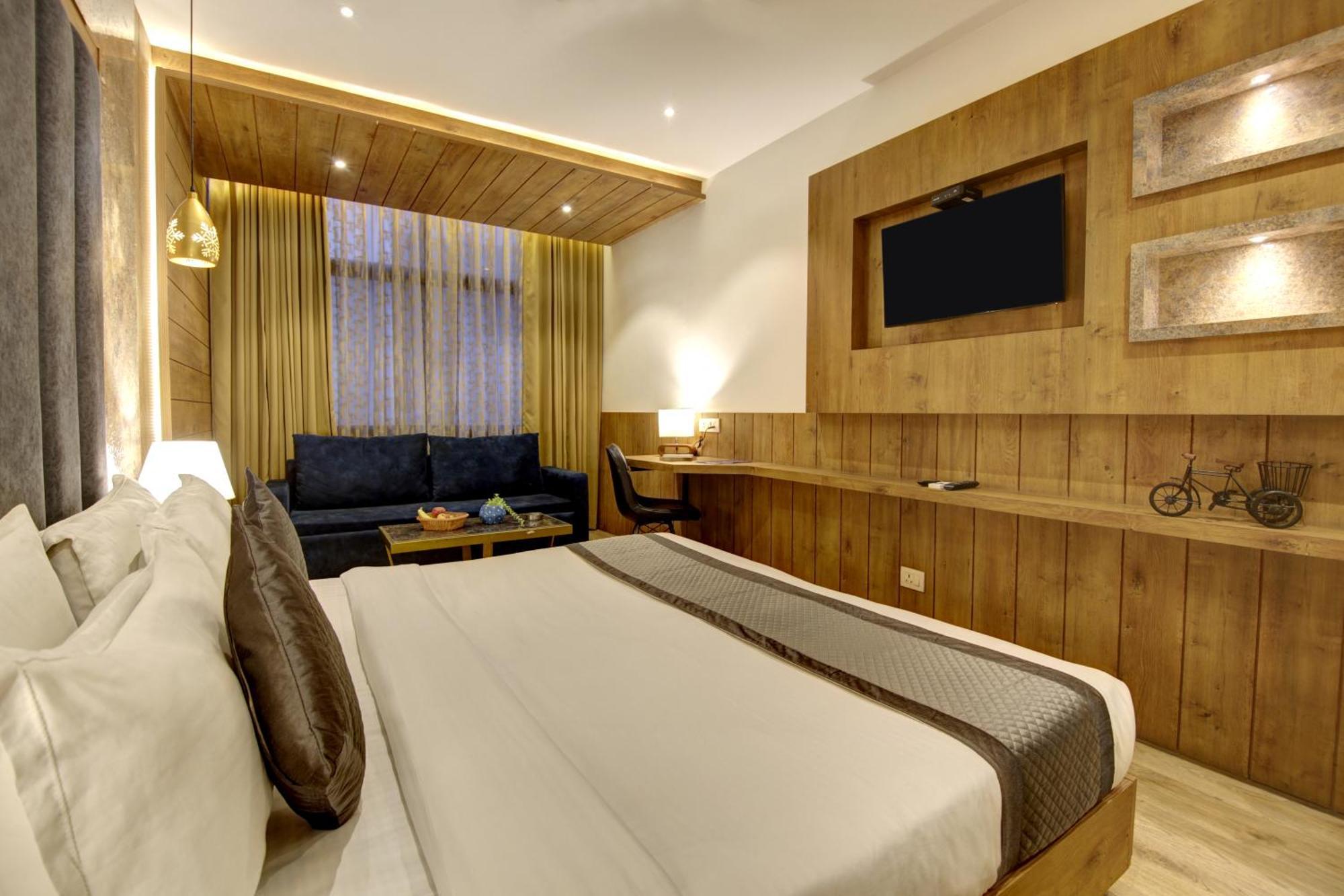 Hotel Town Grand Patel Nagar 新德里 外观 照片