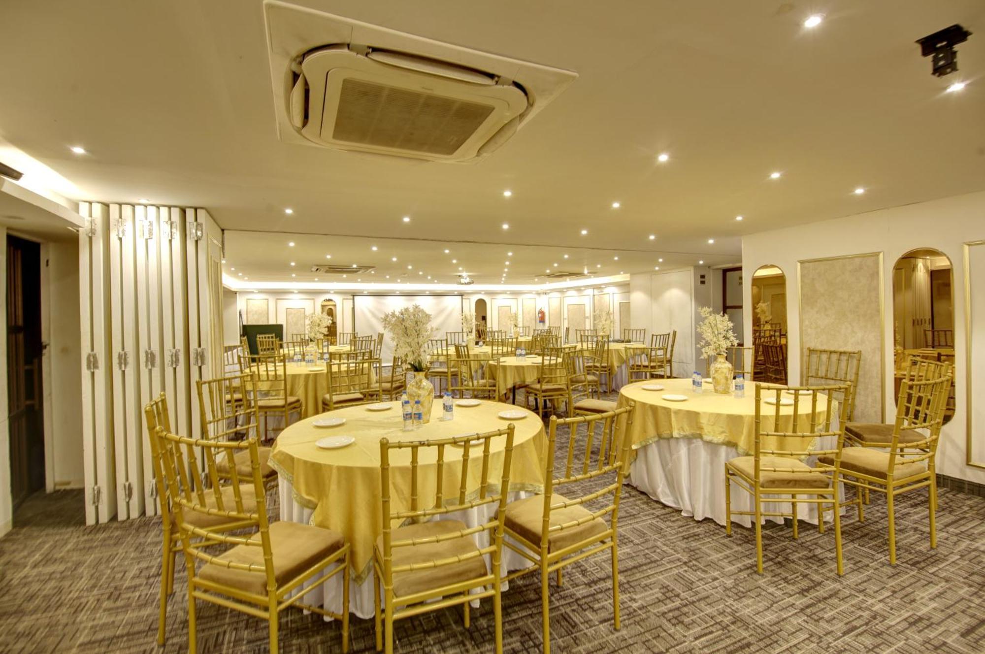 Hotel Town Grand Patel Nagar 新德里 外观 照片